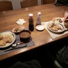 夕食は金曜日恒例のとんかつとカレーです