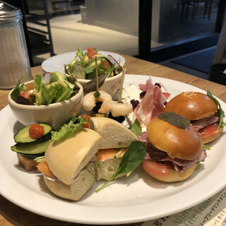 ル・パン・コティディアン