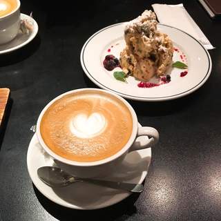 ベーカリー&レストラン 沢村