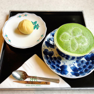 メインラウンジ (リーガロイヤルホテル大阪)