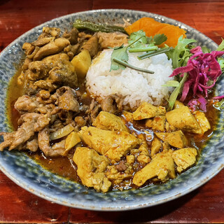 [移転前]大衆中遊華食堂 八戒