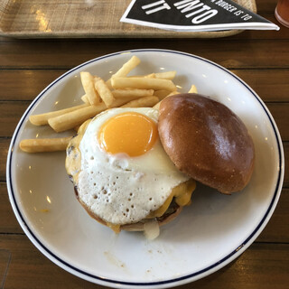 J.S. BURGERS CAFE