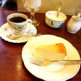 アンセーニュダングル