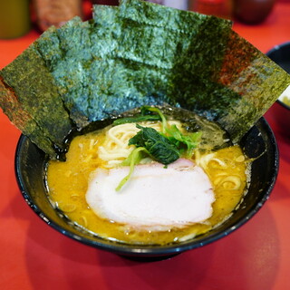 家系総本山 ラーメン 吉村家