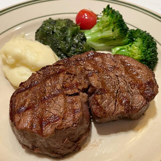 ベンジャミンステーキハウス