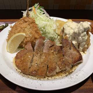 ボンバーキッチン