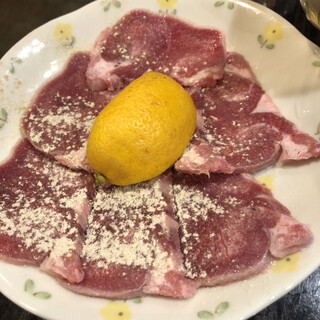 とんちゃんや ふじ