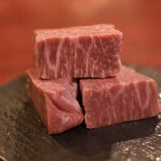 焼肉赤身にくがとう