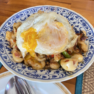 ユワデーのタイ料理