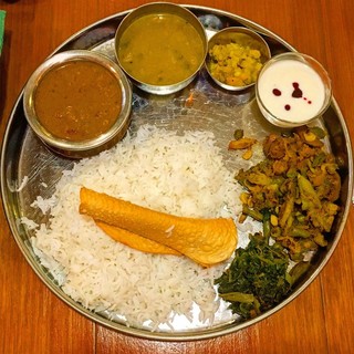 インドスパイス BAR 宇宙脳レストラン チチル&シシリ