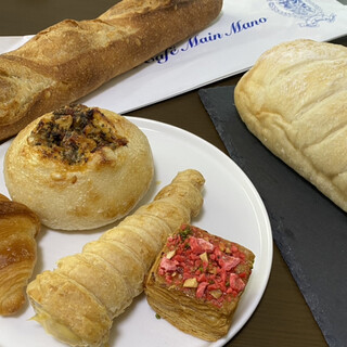 ブーランジェリー&カフェ マンマーノ