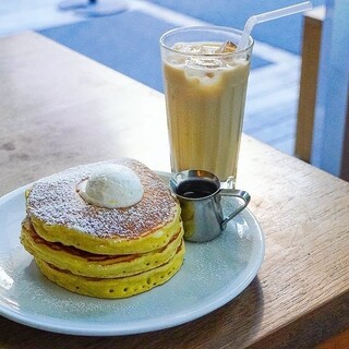 カフェ