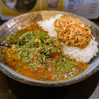 カレーノトリコ