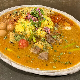 創作カレー ツキノワ