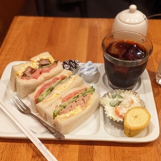 喫茶店