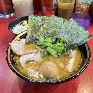 家系総本山 ラーメン 吉村家