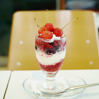 フルーツパーラーフクナガ