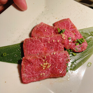 老舗精肉店直送 岡崎焼肉 飛騨牛の奴隷