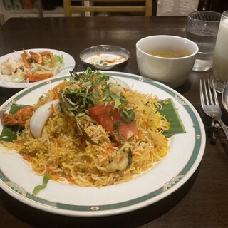 ハリマ・ケバブ・ビリヤニ