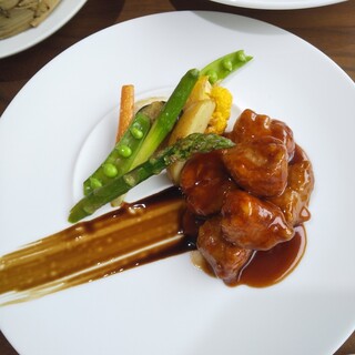 HANAMAKI モダンチャイニーズ 蓮