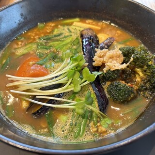 スープカレー トムトムキキル