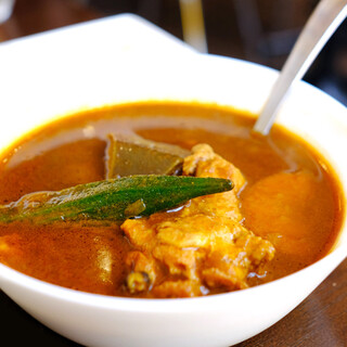 カリー&ワイン ビストロべっぴん舎