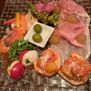 オステリアエンネ