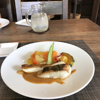 カーサ ノストラ ももや食堂