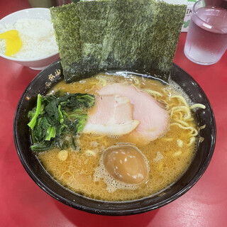ラーメン 杉田家