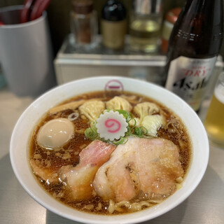 横浜中華そば 維新商店