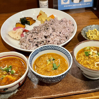 アジア・エスニック