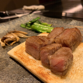 ステーキ&ワイン いしざき