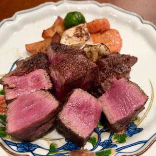 ステーキ・鉄板焼き