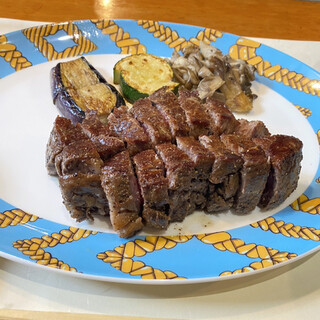 ステーキ・鉄板焼き