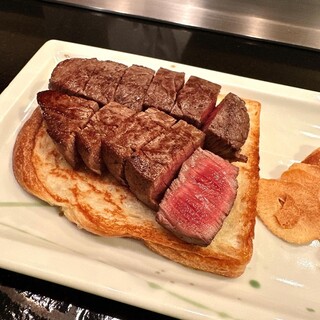 ステーキ・鉄板焼き