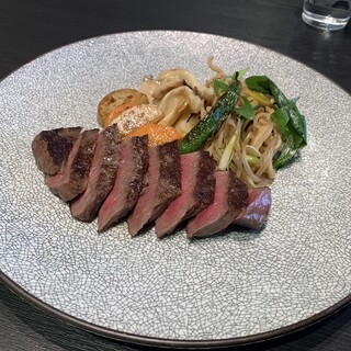ステーキ・鉄板焼き