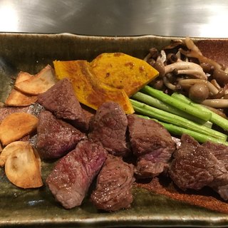 ステーキ・鉄板焼き