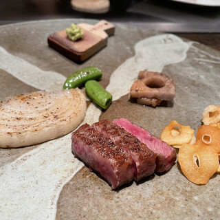 ステーキ・鉄板焼き
