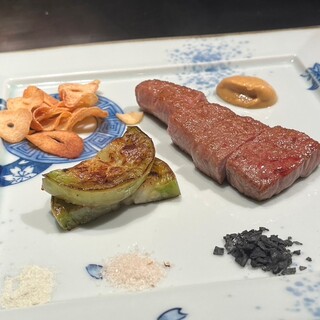 ステーキ・鉄板焼き