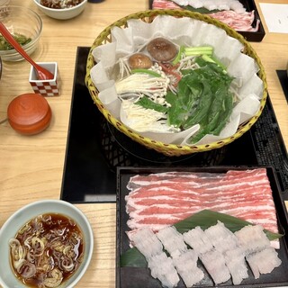 すき焼き・しゃぶしゃぶ