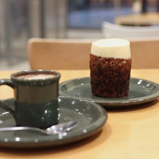 カフェ