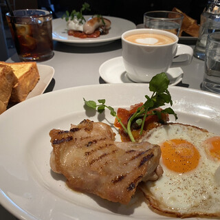 カフェ