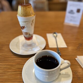 カフェ・ヴィヴモン・ディモンシュ