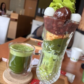 カフェ