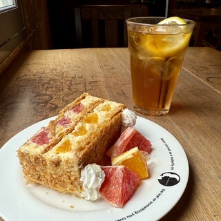 カフェ