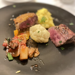 アンティカ オステリア カルネヤ