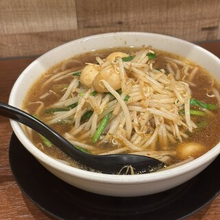 ベトコンラーメン 新京