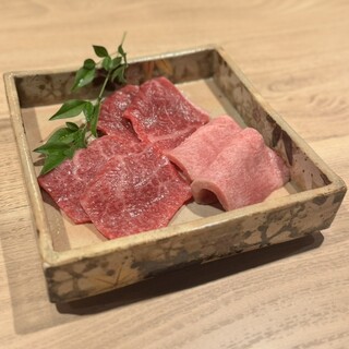 赤坂焼肉 八面六秘