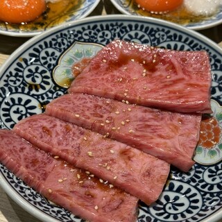 焼肉・ホルモン 踊ル