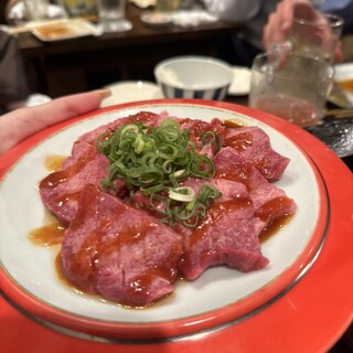 焼肉・ホルモンバル Bovin